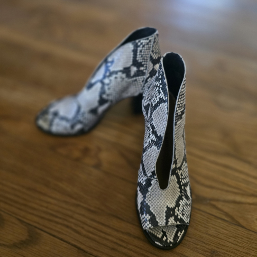 Lucky Brand Black and White Snakeskin Heeled Boots